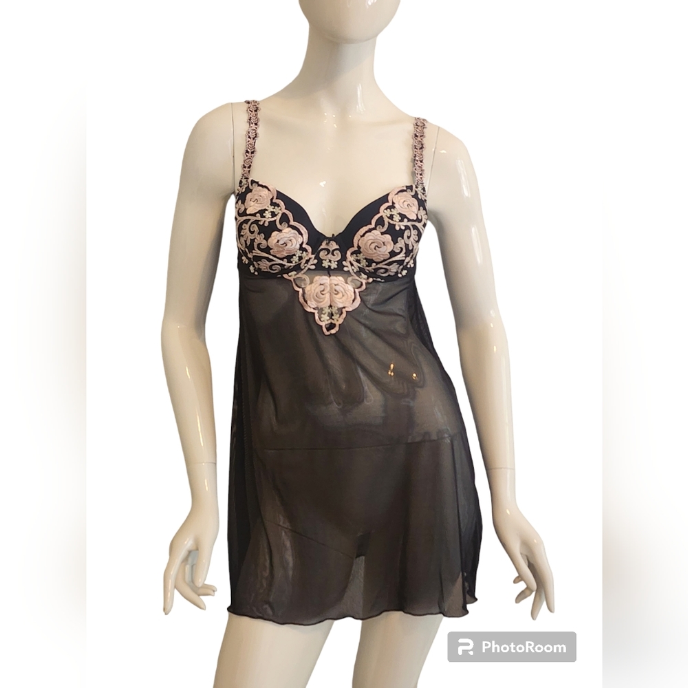 Gilligan & O'Malley Sheer Chemise Babydoll Cut with Lace Embroidered Floral Cute